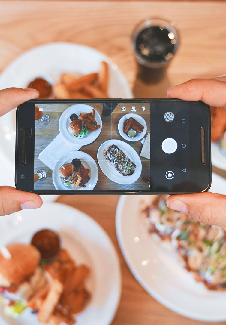 Content Marketing Examples, Part II: 5 Ways to Make Social Media Advertising Work for You